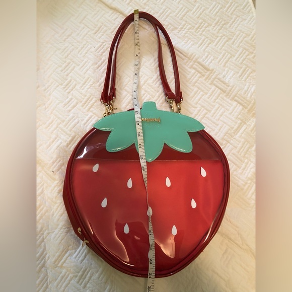 strawberry bag π - Picture 2 of 7